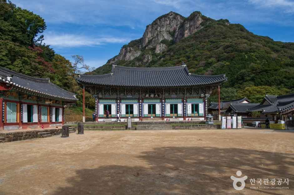 여행지와 숙소 권역을 보여주는 대표 이미지